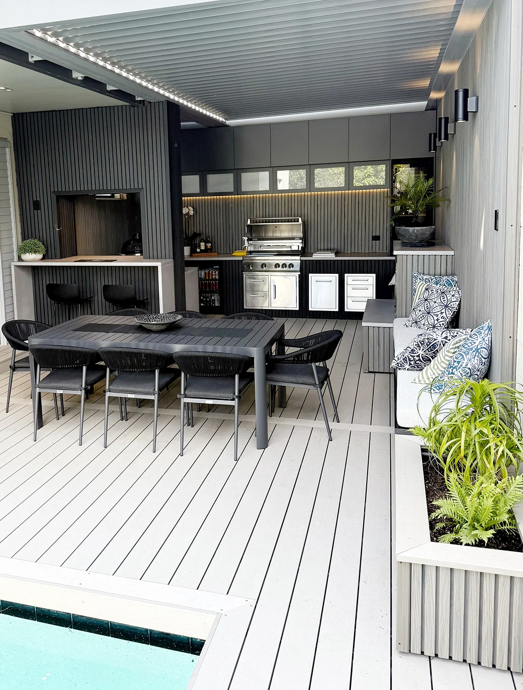 Master craftsman at work